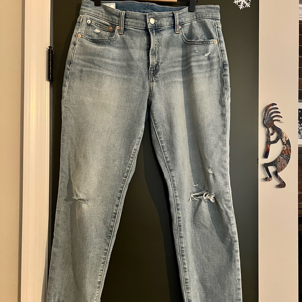 GAP Girlfriend Midrise Jean